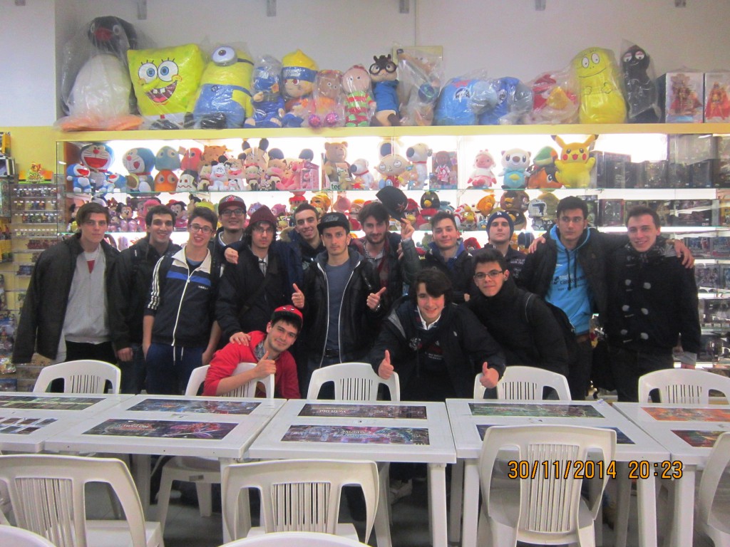 Top 15 qualificati europei Torneo Yu gi oh WCQ 2014 milano 18